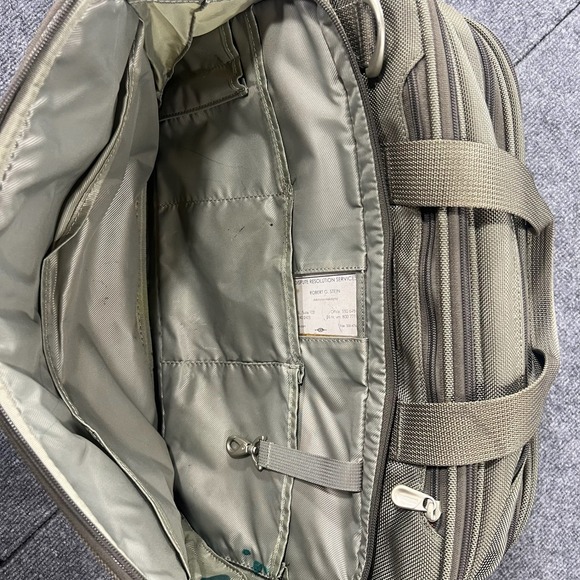 Briggs & Riley 231X-7 Double Expandable Carry-On Business Travel Bag Olive Green - Picture 8 of 16